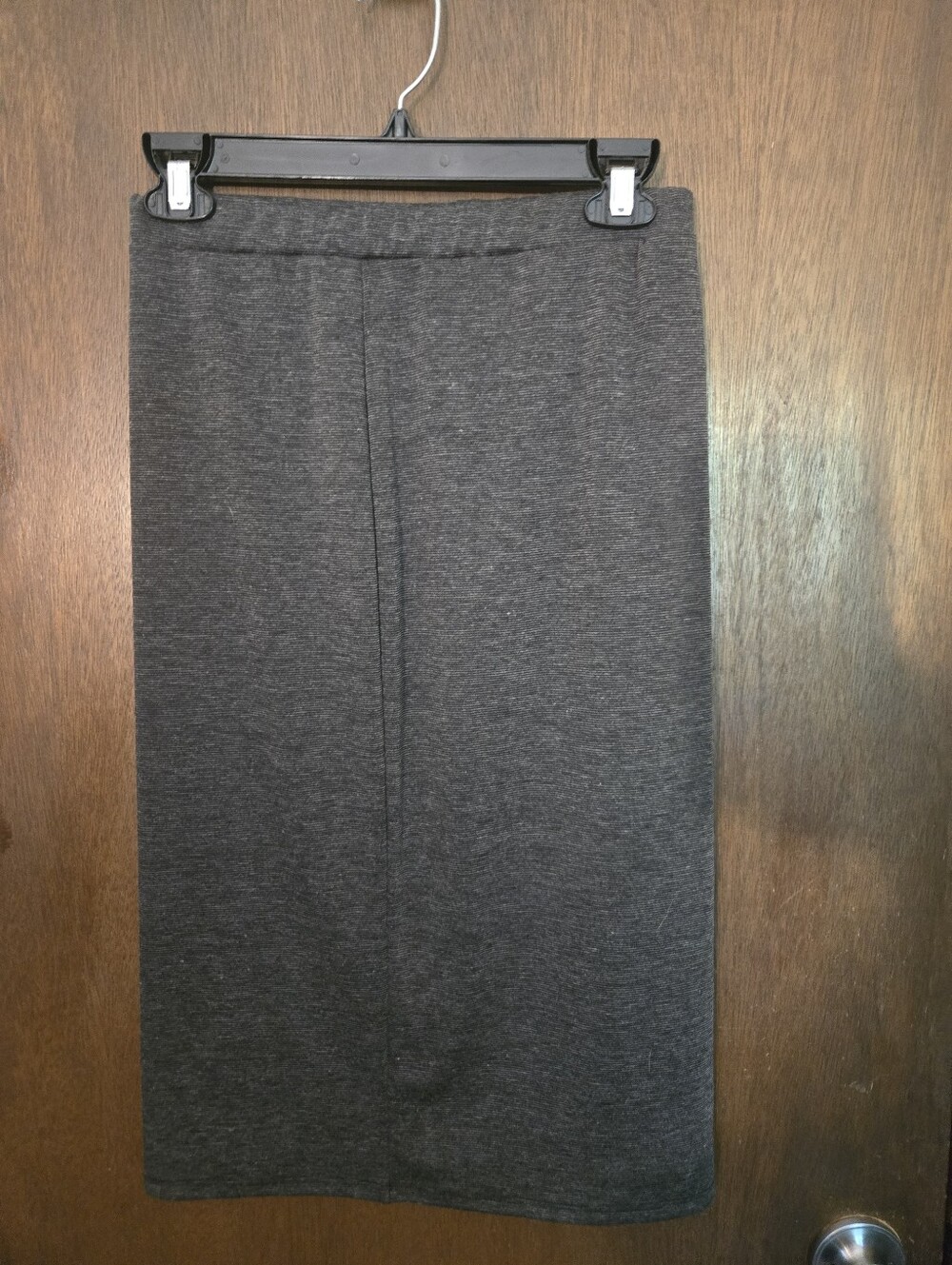Classic Women's Dark Gray Knit Pencil Skirt